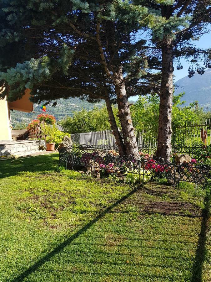 Apartamento Casa Di Tia Aosta Exterior foto